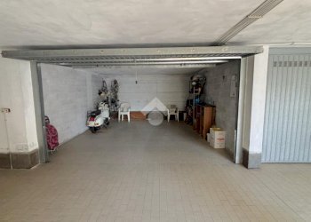 Three-room apartment Via varese, Loano - photo 31