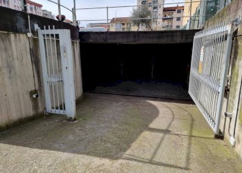 Box piazza Carlo Cattaneo, Torino (neighborhood Mirafiori Nord) - photo 4