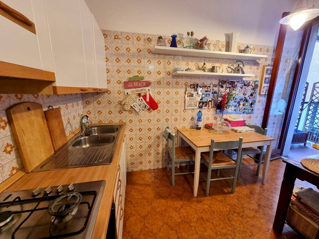 Four-room apartment via Edoardo Rubino, Torino (neighborhood Mirafiori Nord) - photo 2