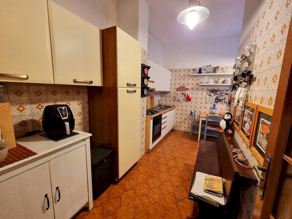 Four-room apartment via Edoardo Rubino, Torino (neighborhood Mirafiori Nord) - photo 3