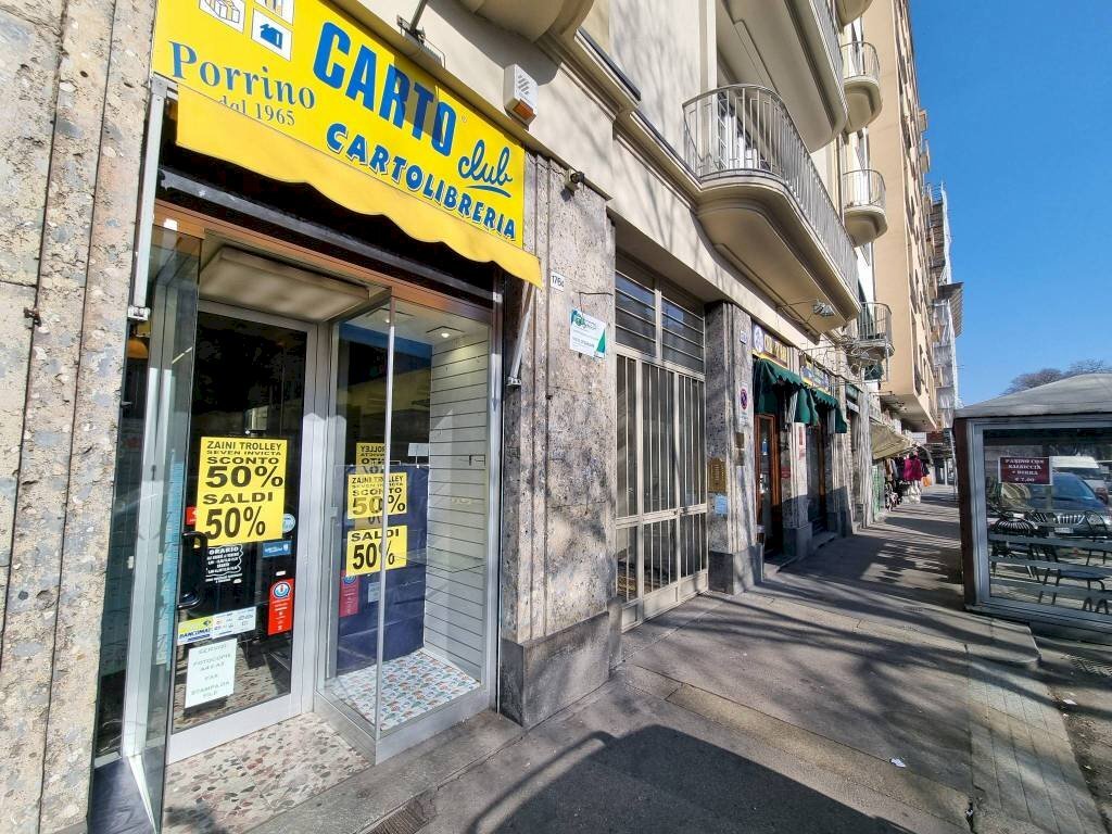 Negozio corso Sebastopoli, Torino (zona Santa Rita) - foto 2