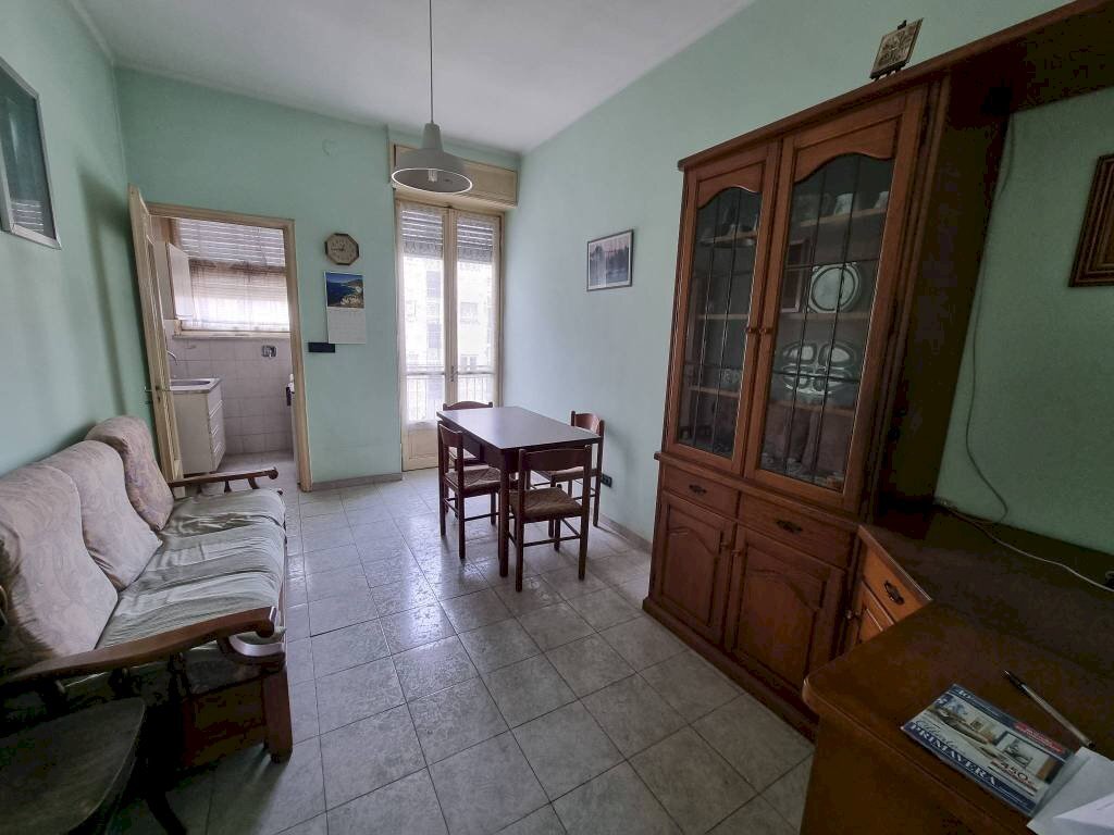 Two-room apartment via Lagnasco, Torino (neighborhood Santa Rita) - photo 3