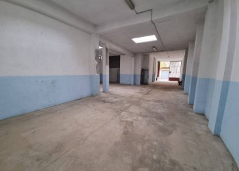 Warehouse strada Privata Murroni, Torino (neighborhood Parella) - photo 6
