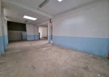 Warehouse strada Privata Murroni, Torino (neighborhood Parella) - photo 8