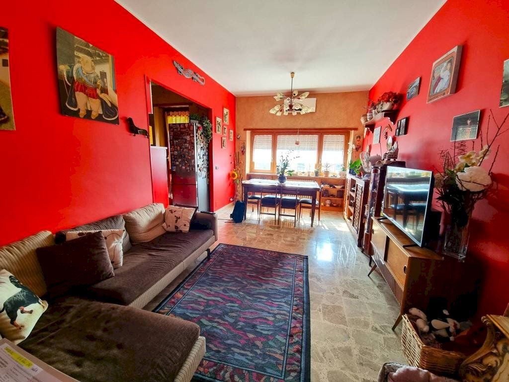 Four-room apartment via Guido Reni, Torino (neighborhood Mirafiori Nord) - photo 2