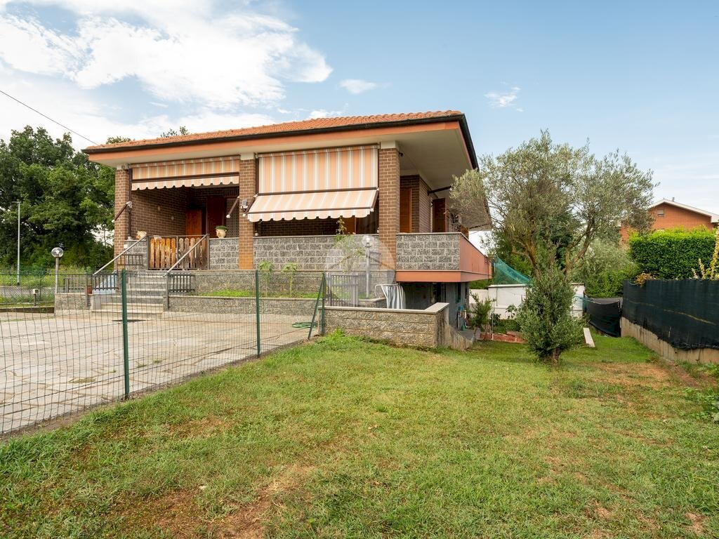 Villa Via Francesco Petrarca, San Gillio - photo 2