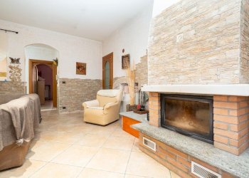 Villa Via Francesco Petrarca, San Gillio - photo 11