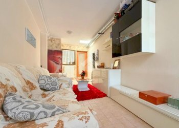 Four-room apartment Via dei Laghi, Oulx - photo 1