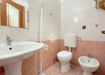 Four-room apartment Via dei Laghi, Oulx - photo 10