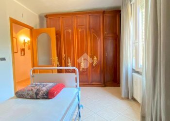 Four-room apartment Via baracca, Grugliasco - photo 9