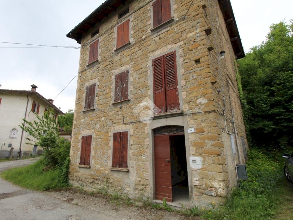 Independent house Via Riana, Carpineti - photo 1