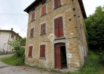 Independent house Via Riana, Carpineti - photo 1