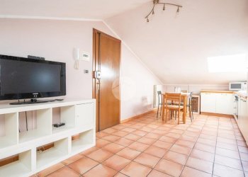 Two-room apartment Via Alessandro Manzoni, Volvera - photo 3