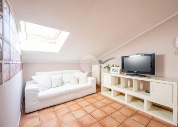 Two-room apartment Via Alessandro Manzoni, Volvera - photo 4