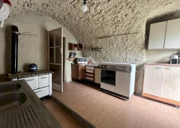Semi-detached house Via Aragno, Barge - photo 3