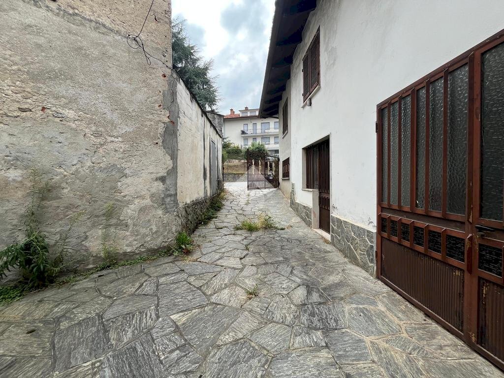 Independent house Via Carlo Alberto, Barge - photo 2
