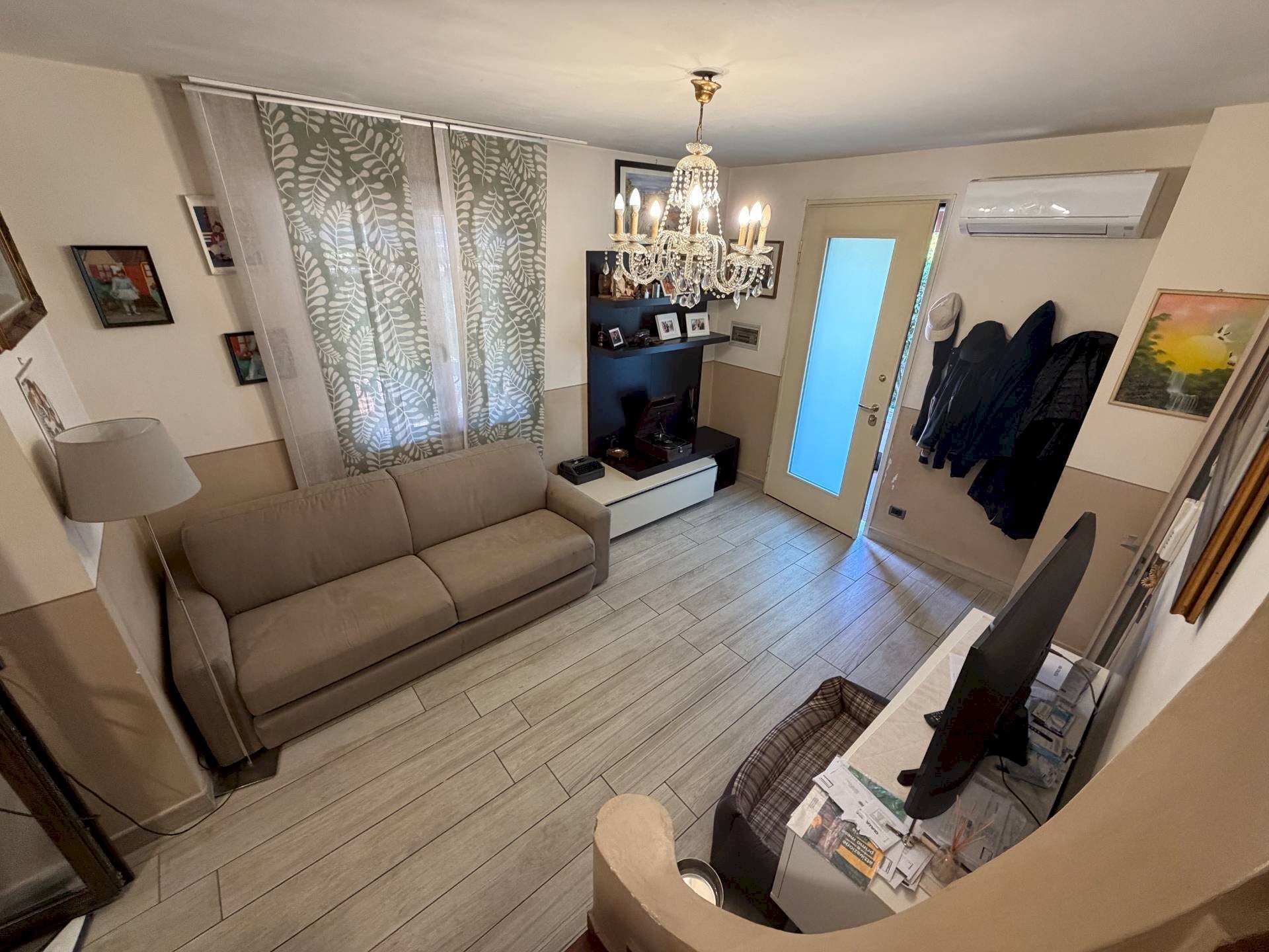 Foto 1 - Villa a Schiera via butterfly
 
301, Viareggio - foto 1