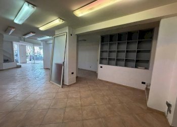 Foto 4 - Commercial Premises Via Amat
1, Cagliari - photo 4