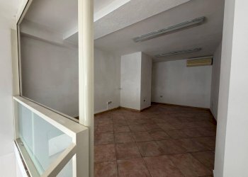 Foto 5 - Commercial Premises Via Amat
1, Cagliari - photo 5