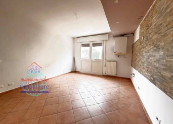 Foto 4 - Three-room apartment VIA SPALLANZANI
 
8, Cento - photo 4