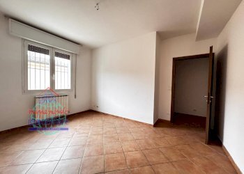 Foto 10 - Three-room apartment VIA SPALLANZANI
 
8, Cento - photo 10