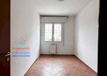 Foto 12 - Three-room apartment VIA SPALLANZANI
 
8, Cento - photo 12