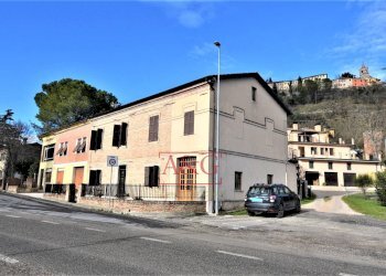 Foto 54 - Independent house Via San Giovanni
 
4, Belforte del Chienti - photo 54
