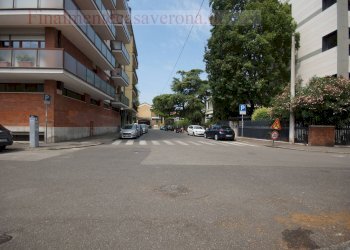 condominio esterno. - Semi-detached house VIA   Beltrame
 
2, Verona - photo 24