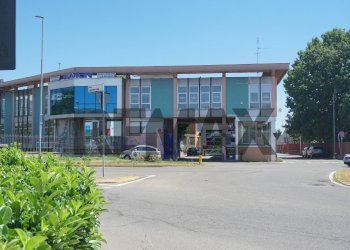 Edificio all\'aperto - Ufficio Viale Lombardia
 
300, Brugherio - foto 1
