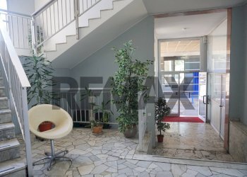 Ricezione / Lobby - Ufficio Viale Lombardia
 
300, Brugherio - foto 6