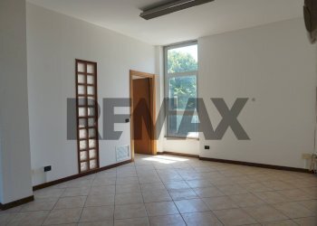 Stanza vuota - Ufficio Viale Lombardia
 
300, Brugherio - foto 10