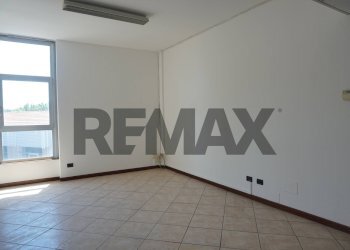 Stanza vuota - Ufficio Viale Lombardia
 
300, Brugherio - foto 12