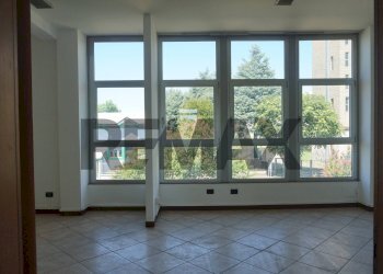 Stanza vuota - Ufficio Viale Lombardia
 
300, Brugherio - foto 33