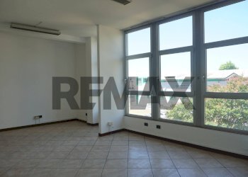 Stanza vuota - Ufficio Viale Lombardia
 
300, Brugherio - foto 34