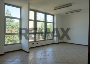 Stanza vuota - Ufficio Viale Lombardia
 
300, Brugherio - foto 38