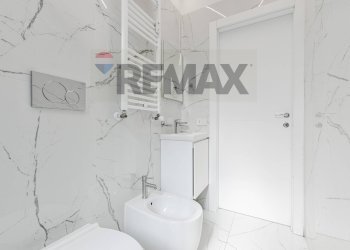 Bagno - Trilocale Via Bartolomeo Sestini
 
32, Milano - foto 13