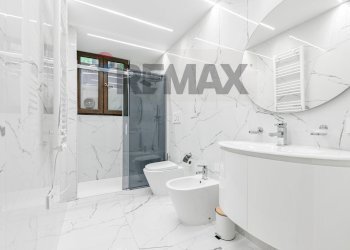 Bagno - Trilocale Via Bartolomeo Sestini
 
32, Milano - foto 19