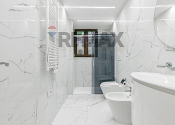 Bagno - Trilocale Via Bartolomeo Sestini
 
32, Milano - foto 20