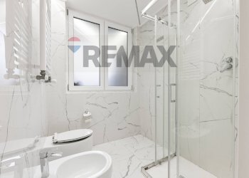 Bagno - Trilocale Via Bartolomeo Sestini
 
32, Milano - foto 16