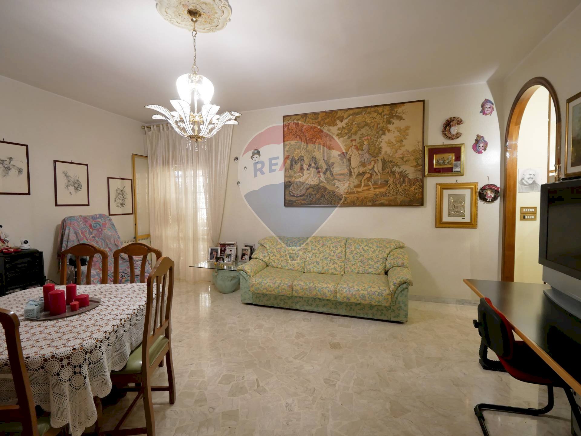 Sala da pranzo - Three-room apartment Via Enrico Toti
46, Valenzano - photo 3