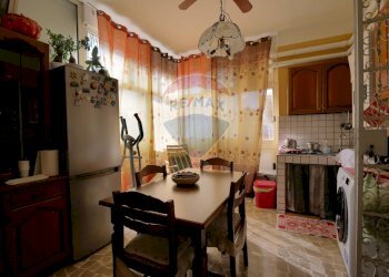 Sala da pranzo - Three-room apartment Via Enrico Toti
 
46, Valenzano - photo 9
