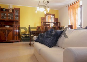 Sala da pranzo - Casa semi indipendente via cerea
 
22, Gazzada Schianno - foto 3