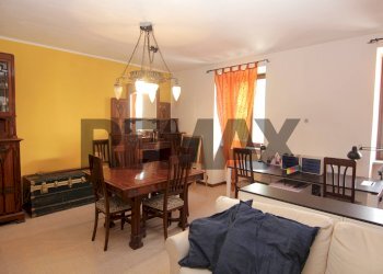 Sala da pranzo - Casa semi indipendente via cerea
 
22, Gazzada Schianno - foto 5