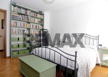 Camera / camera da letto - Casa semi indipendente via cerea
 
22, Gazzada Schianno - foto 12
