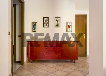 Hall / corridoio - Semi-detached house Via dei Greci Contrada Paterna
 
14, Terrasini - photo 30
