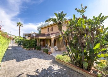 Casa all\'aperto - Semi-detached house Via dei Greci Contrada Paterna
 
14, Terrasini - photo 54