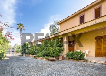 Casa all\'aperto - Semi-detached house Via dei Greci Contrada Paterna
 
14, Terrasini - photo 62