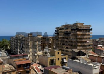 Edificio all\'aperto - Four-room apartment Via Mariano Campo
 
5, Palermo - photo 11