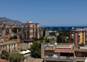 Edificio all\'aperto - Four-room apartment Via Mariano Campo
 
5, Palermo - photo 20