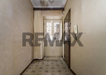 Hall / corridoio - Apartment Via Calderai
 
34, Palermo - photo 9